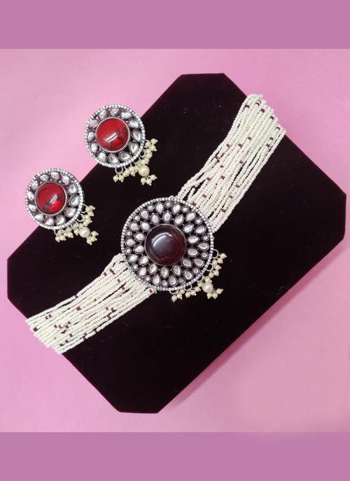 Maroon Pearls And Stone Classice Necklace Set